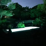 Villa Petite Maison De Charme Avec Piscine Et Pins Centenaires Nîmes