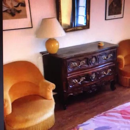 فيلة Petite Maison De Charme Avec Piscine Et Pins Centenaires *