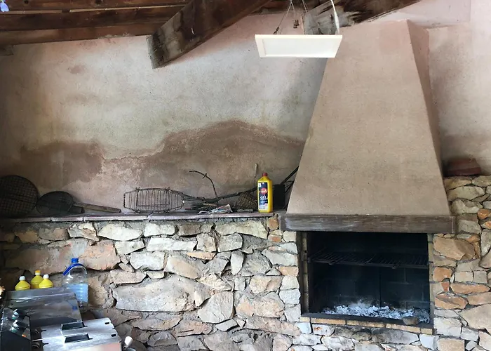 Petite Maison De Charme Avec Piscine Et Pins Centenaires Βίλα Νιμ